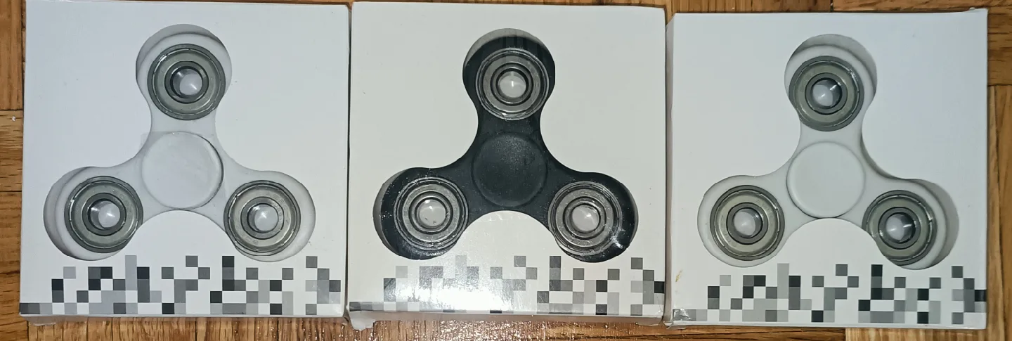 Fidget Spinners - White & Black thumbnail
