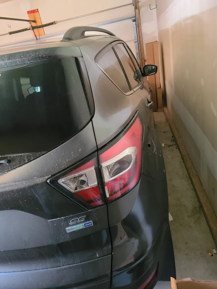 Ford Escape SUV - EcoBoost AWD image indicator(2)