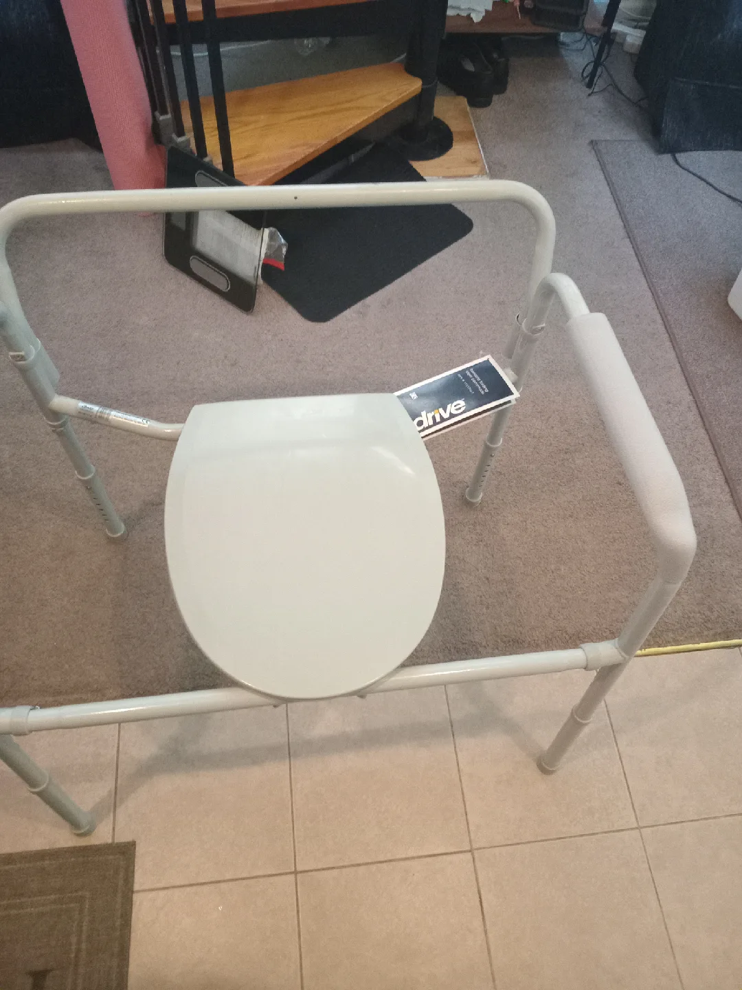 Drive Medical Stand Alone Commode image indicator(3)