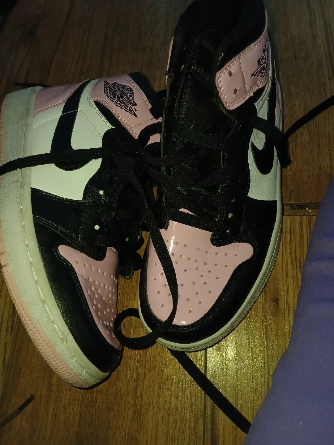 Nike Air Jordan 1 High Pink/Black thumbnail