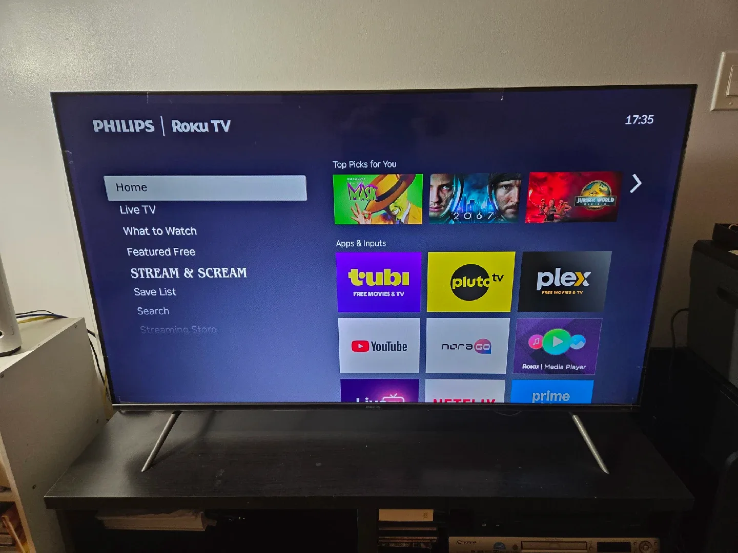 Philips Roku TV 50" 4K /QLED (50PUL7973/F6) image indicator(2)