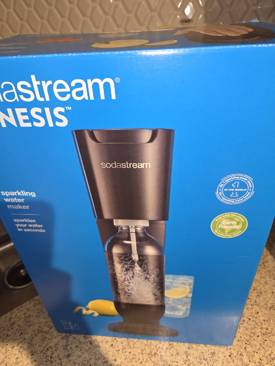 SodaStream Genesis sparkling water maker - photo 2