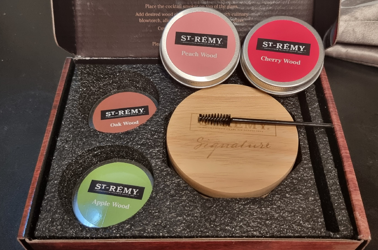 NEED TO GO!!! St-Rémy Signature Cocktail Smoking Kit - photo 4