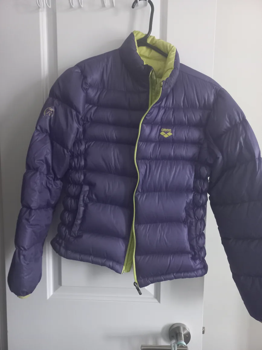 Lightweight puffer jackets thumbnail