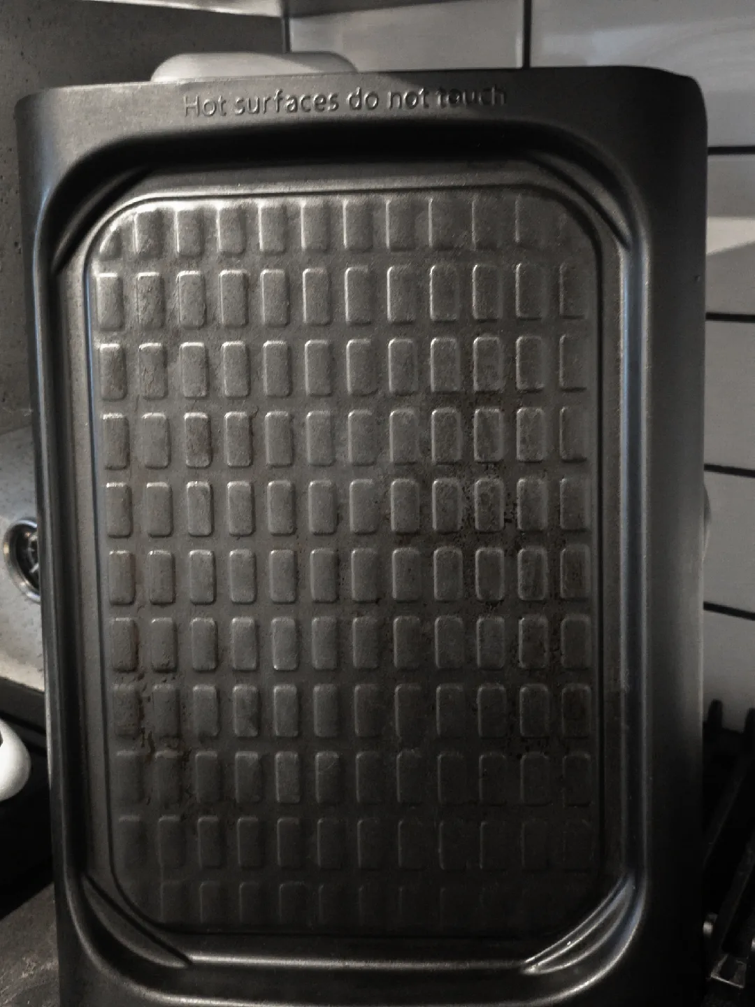 Nostalgia 3-in-1 Breakfast Station image indicator(6)