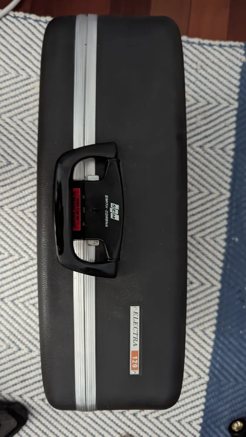 Smith-Corona Electra 120 Typewriter with Case {Tested working} image indicator(2)