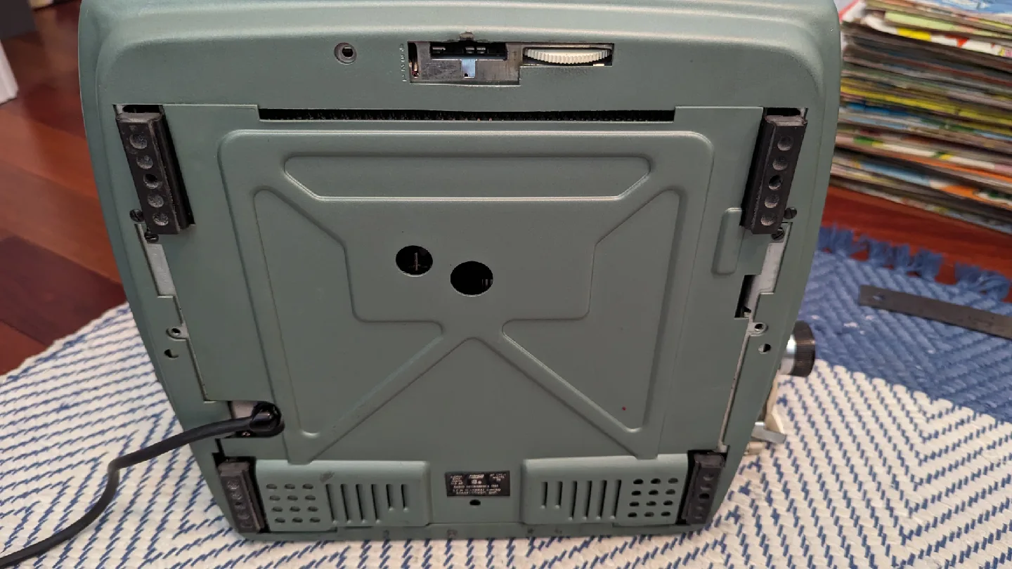 Smith-Corona Electra 120 Typewriter with Case {Tested working} image indicator(6)