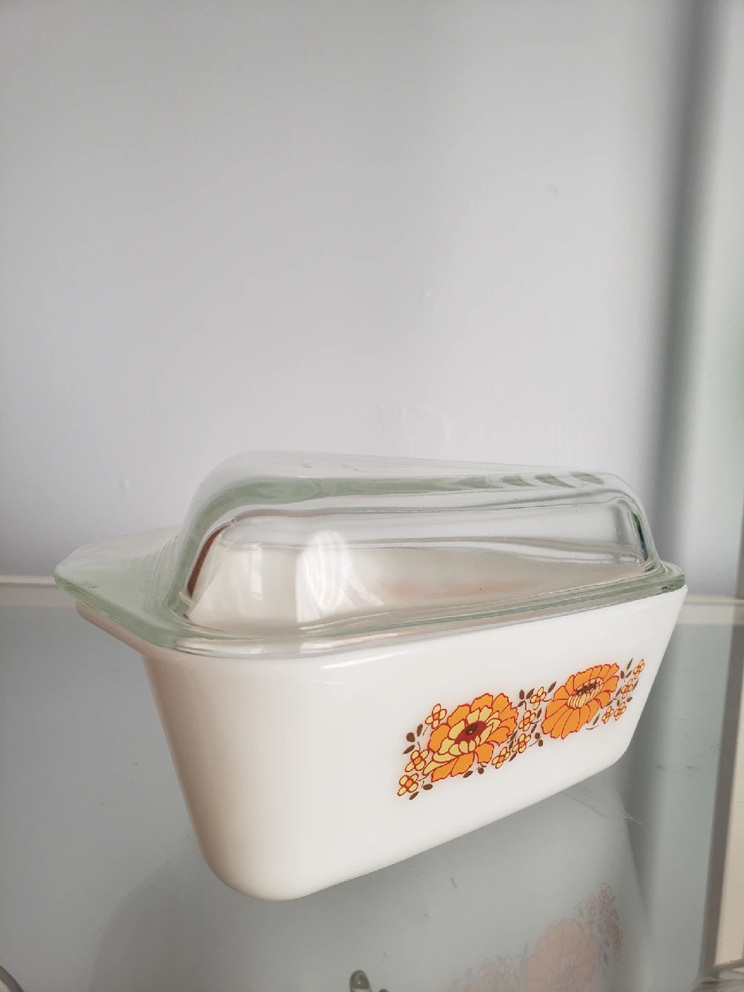 Vintage Pyrex Butterfly Gold Loaf Pan with Lid