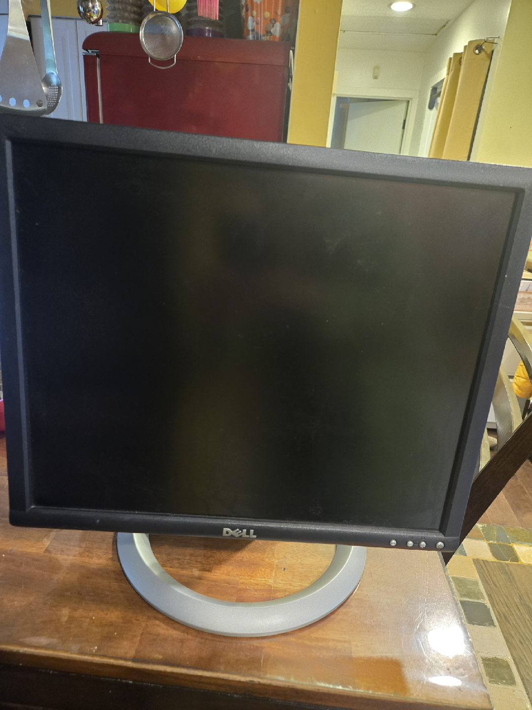 Dell 1905FP Flat Panel Monitor - photo 3