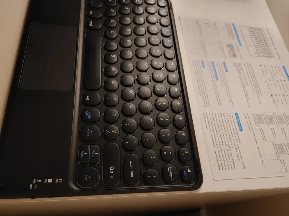 Fintie Wireless Keyboard - New in Box! image indicator(4)