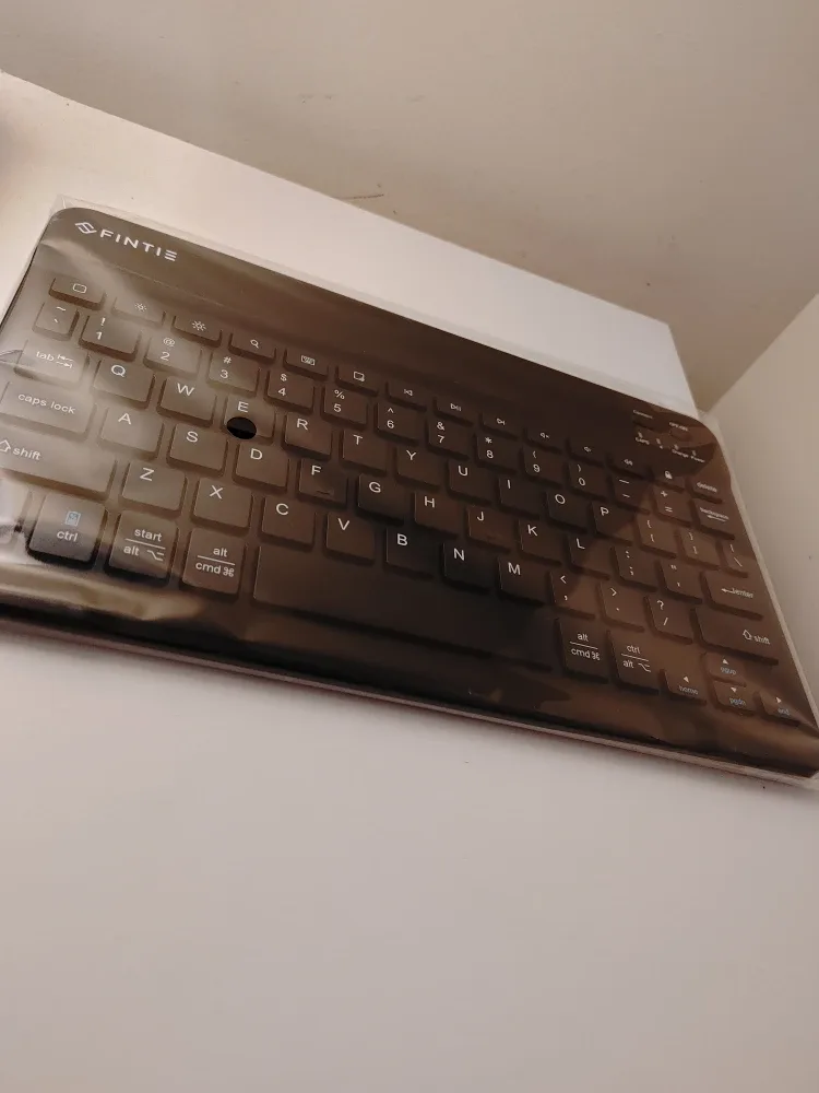 Fintie Wireless Keyboard - New in Box! image indicator(5)