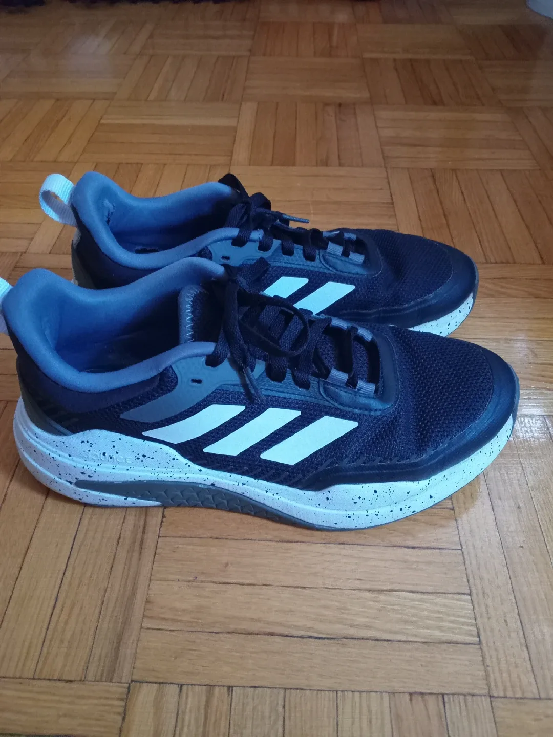 Adidas Running Shoes image indicator(2)