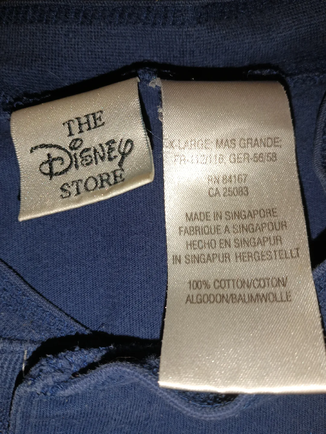 The Disney Store Tigger Shirt - XL image indicator(3)