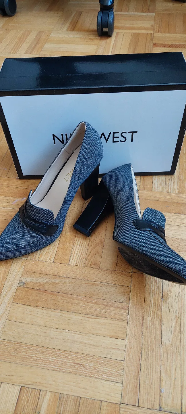 Nine West Heels, Size 6.5, Brand New. image indicator(2)