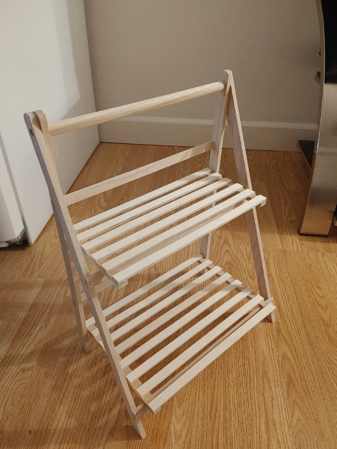 Wooden Folding Shelf - Perfect for Small Spaces! image indicator(5)