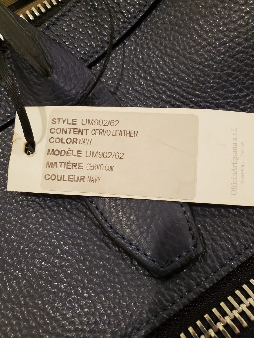 new quality navy leather overnight bag image indicator(3)