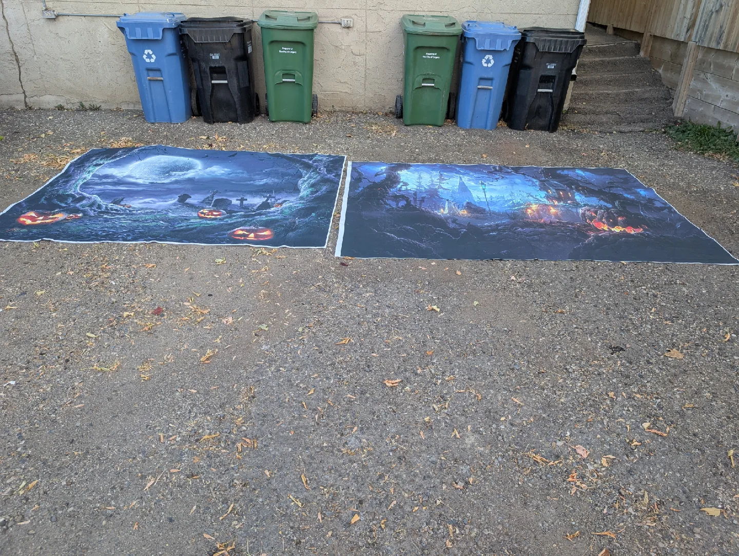 2 huge print pictures of holloween theme
