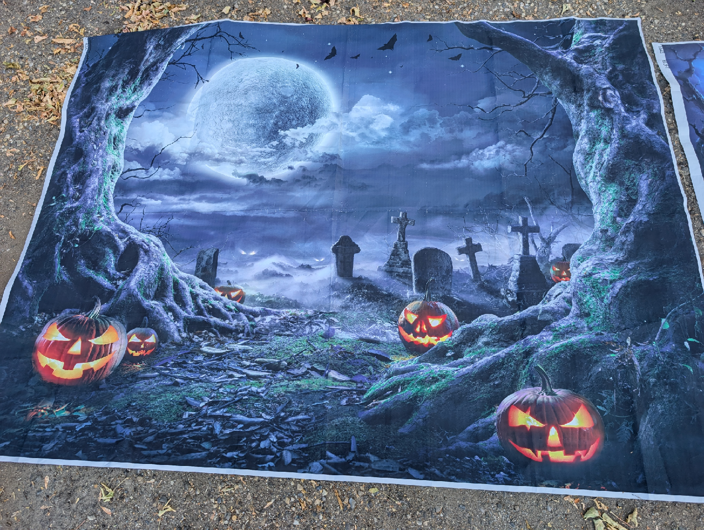2 huge print pictures of holloween theme - photo 4