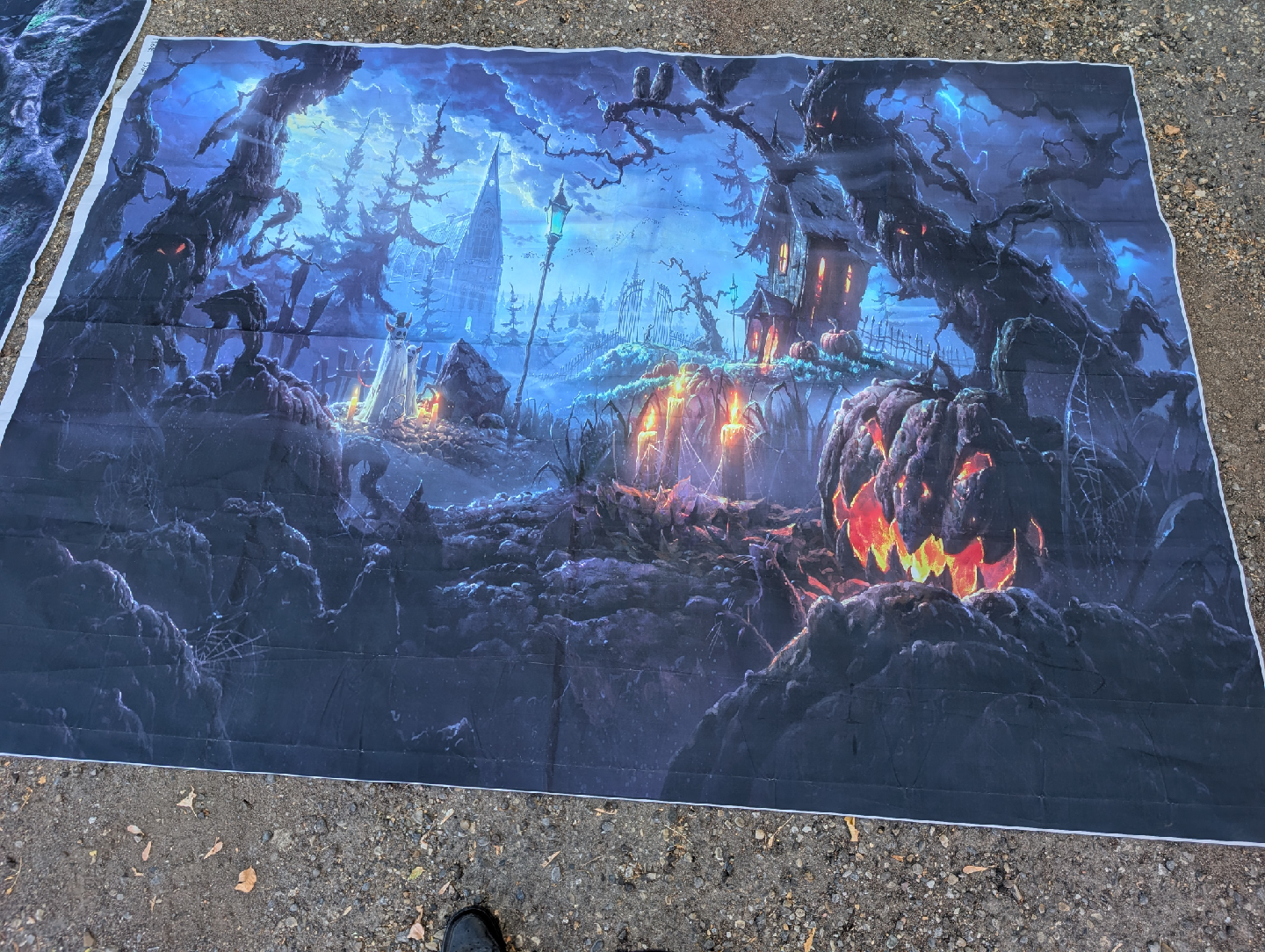 2 huge print pictures of holloween theme - photo 5