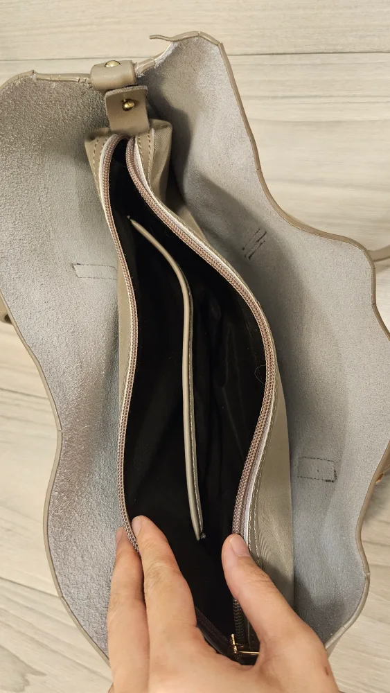 Taupe Tote Bag image indicator(5)