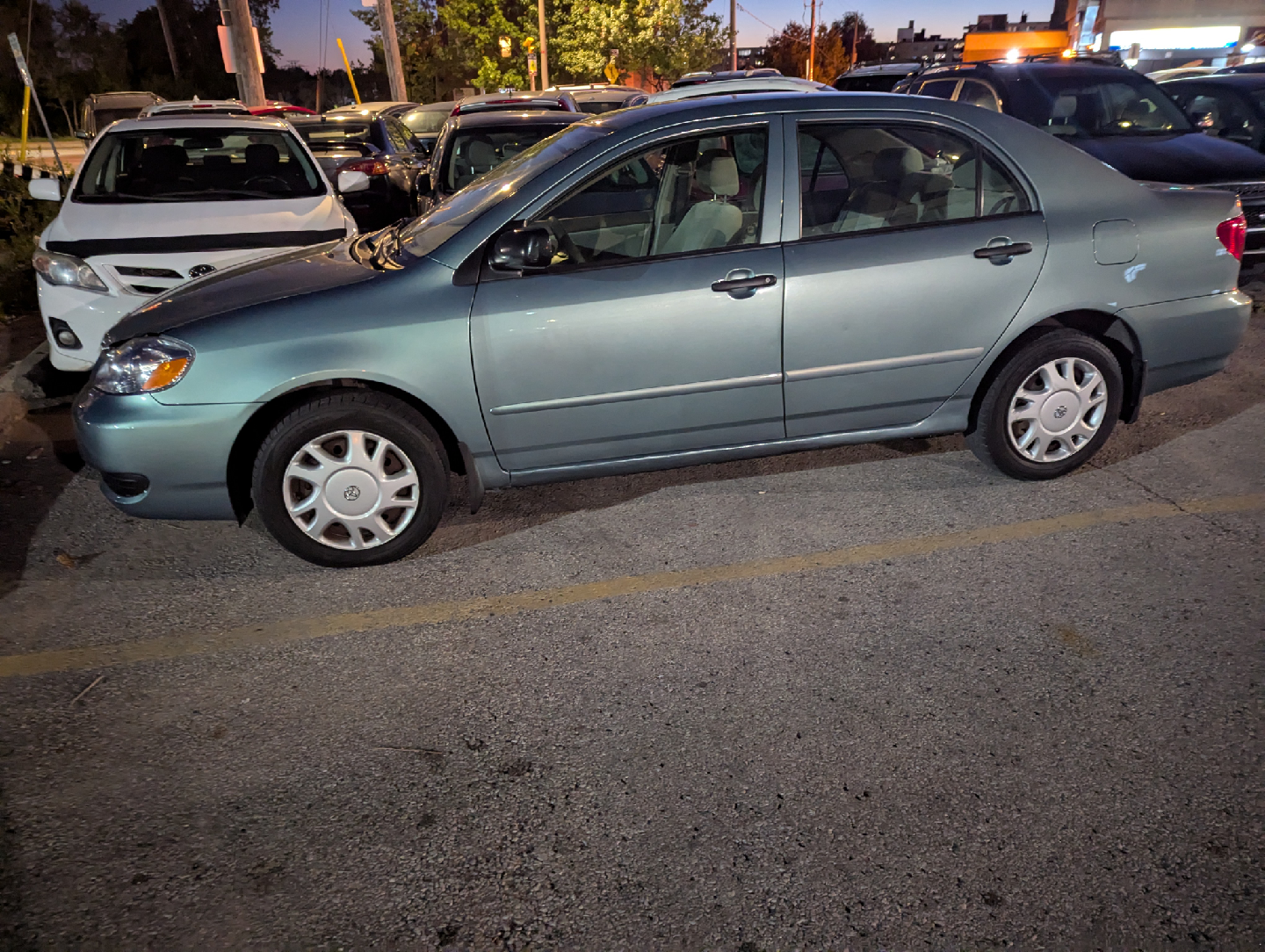 2005 Toyota Corolla mint condition - photo 3
