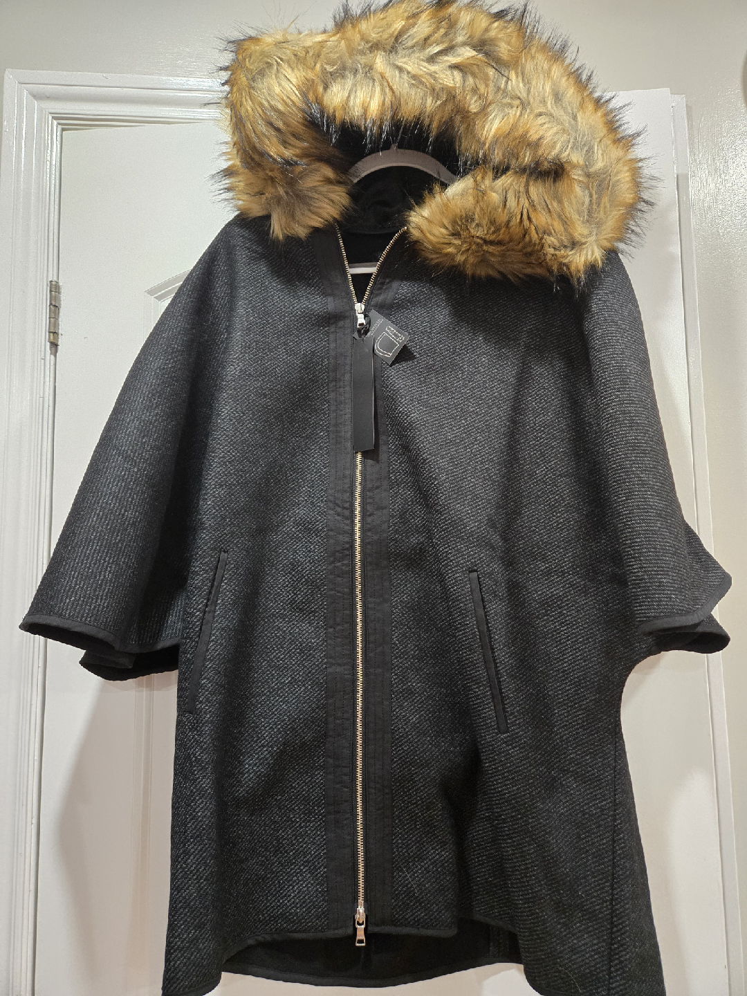 Brand New Nuage Wool Blend Cape with Faux Fur Trim - Size L/G