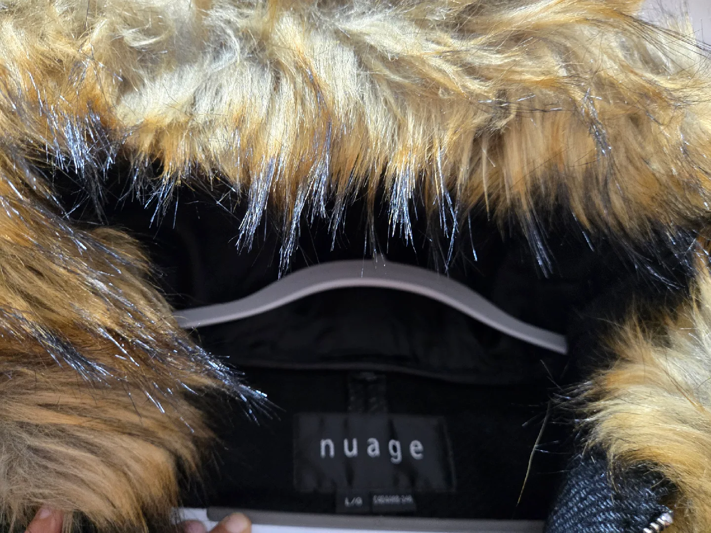 Brand New Nuage Wool Blend Cape with Faux Fur Trim - Size L/G image indicator(3)