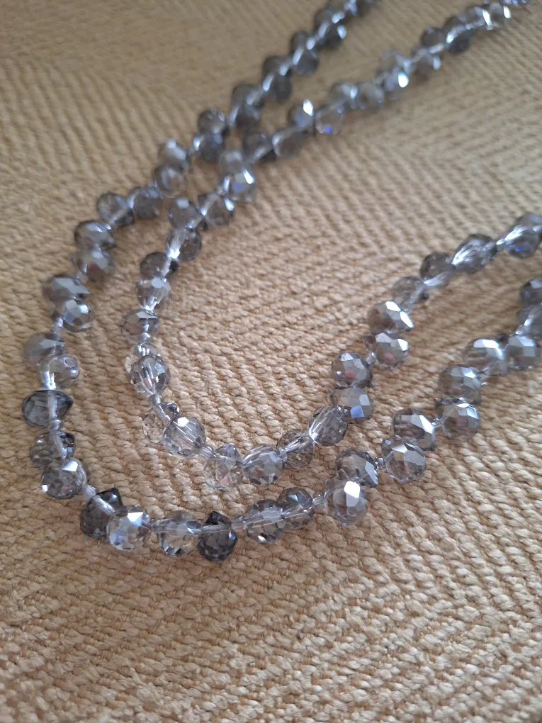 Sparkling beads Phone crossbody strap image indicator(2)