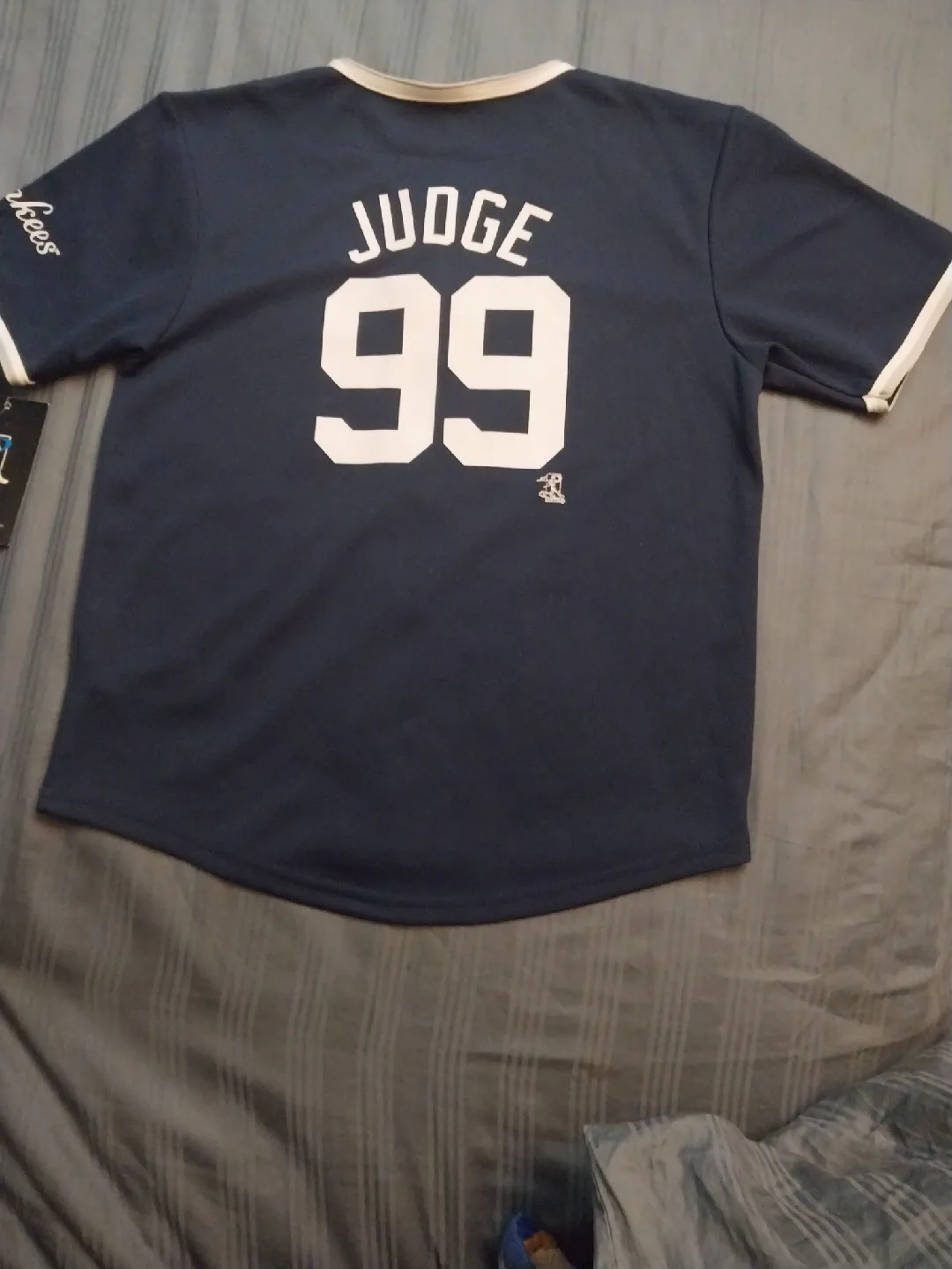 New York Yankees Judge #99 Jersey - Boys Size S image indicator(9)