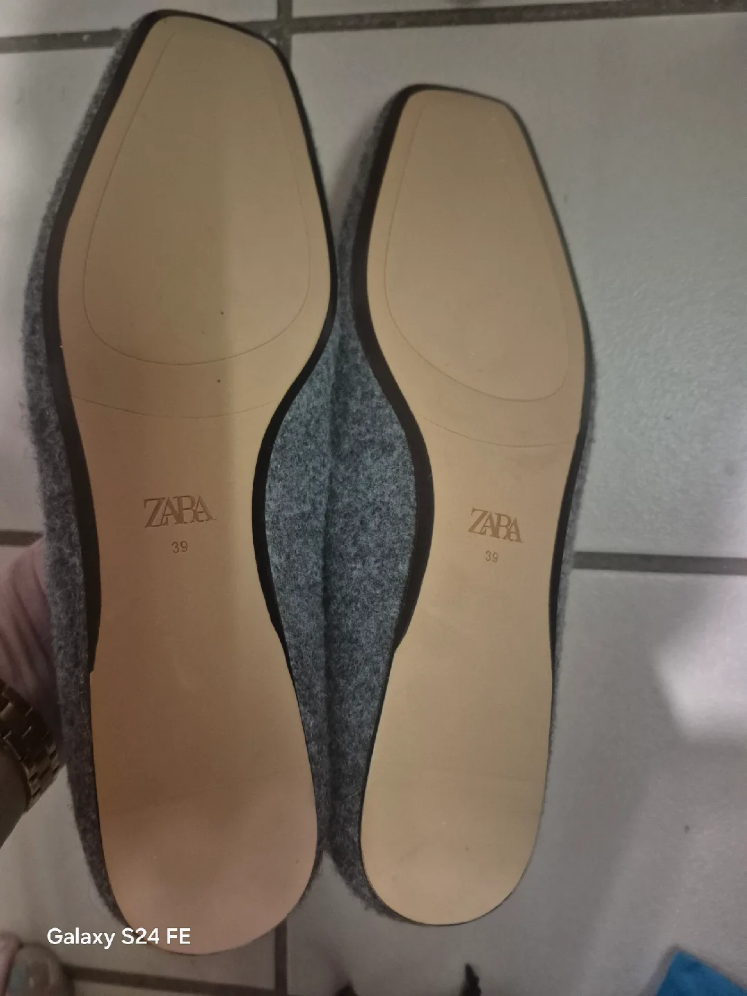 brand new  Zara flats image indicator(2)