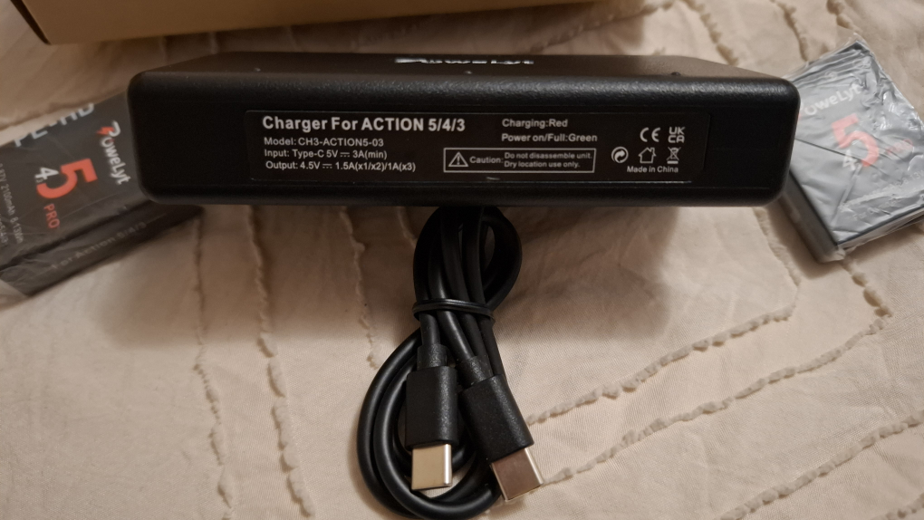 Powelyt Charger + 2 Batteries for DJI Osmo Action 3, 4, 5 pro, 6 - photo 3