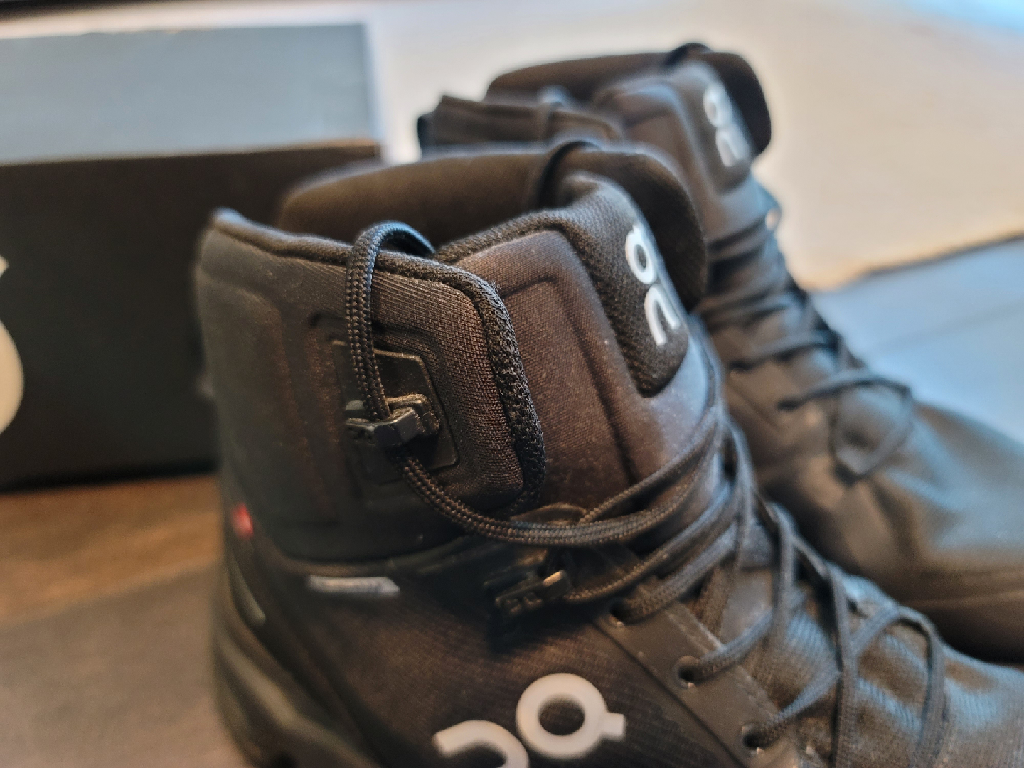 ON Cloudrock Waterproof outdoor boots (men's 8.5, women's 10) - photo 2