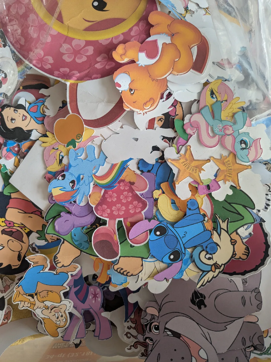 Assorted Character tags image indicator(10)