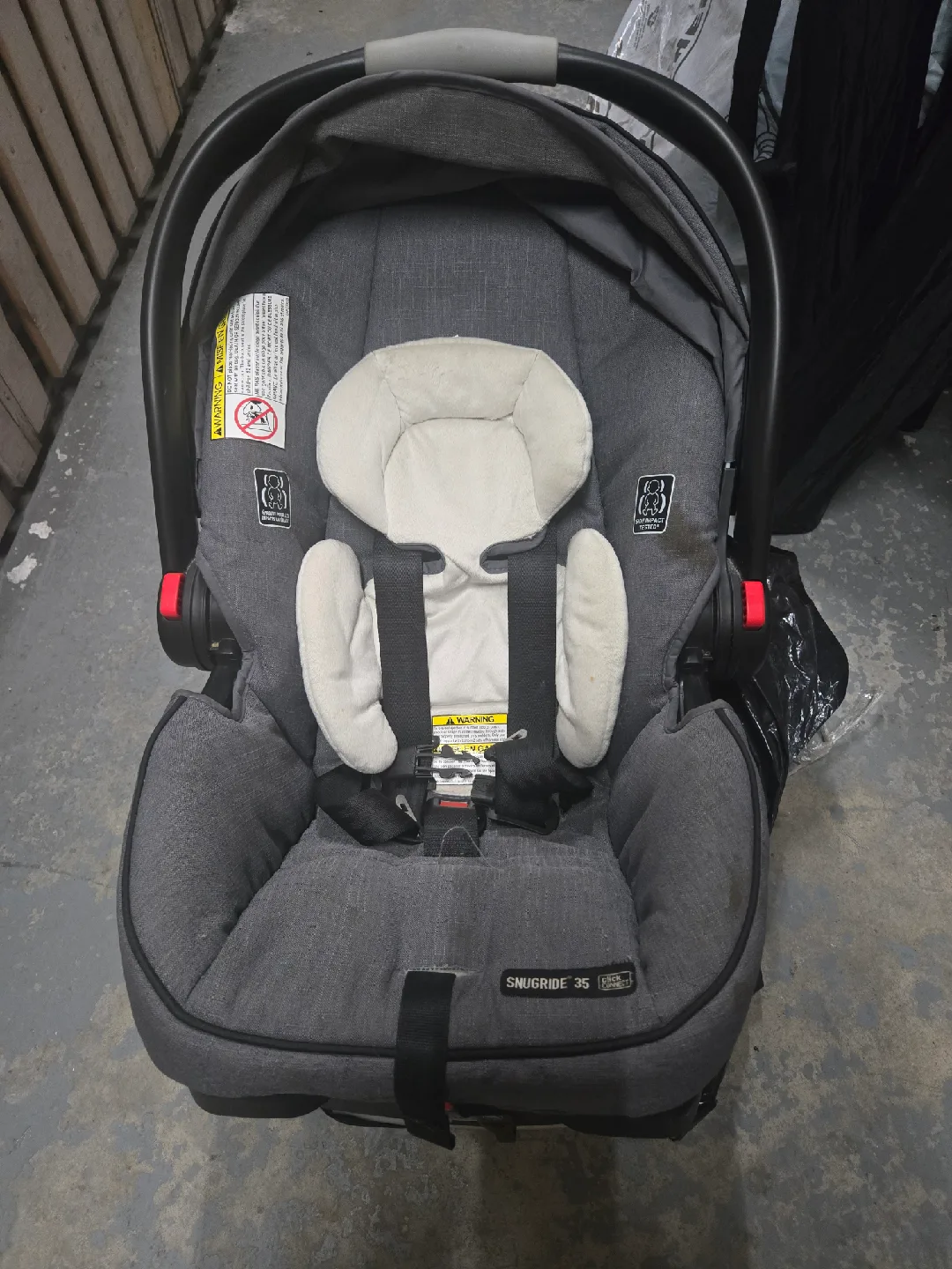 Graco Stroller - and Car seat combo Great Condition! image indicator(6)