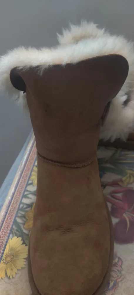 UGG Australia S/N 5803 Size 6 Boots image indicator(7)