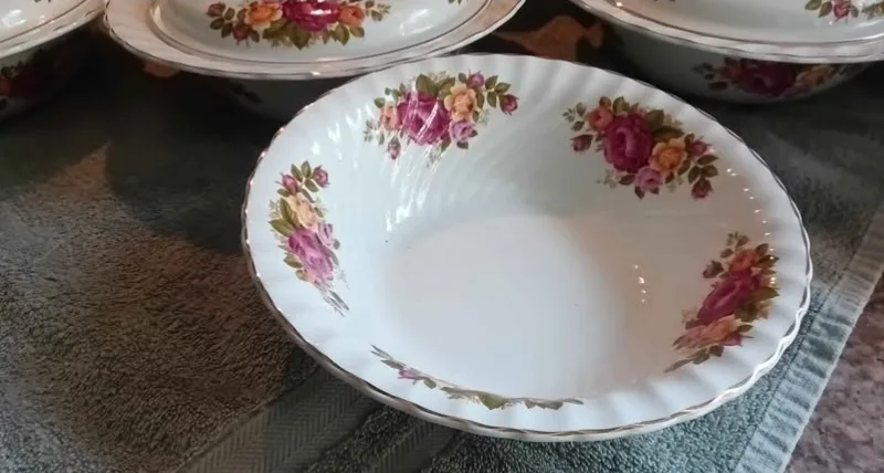 Beautiful Collection of Woods and Sons "Cottage Rose " image indicator(3)