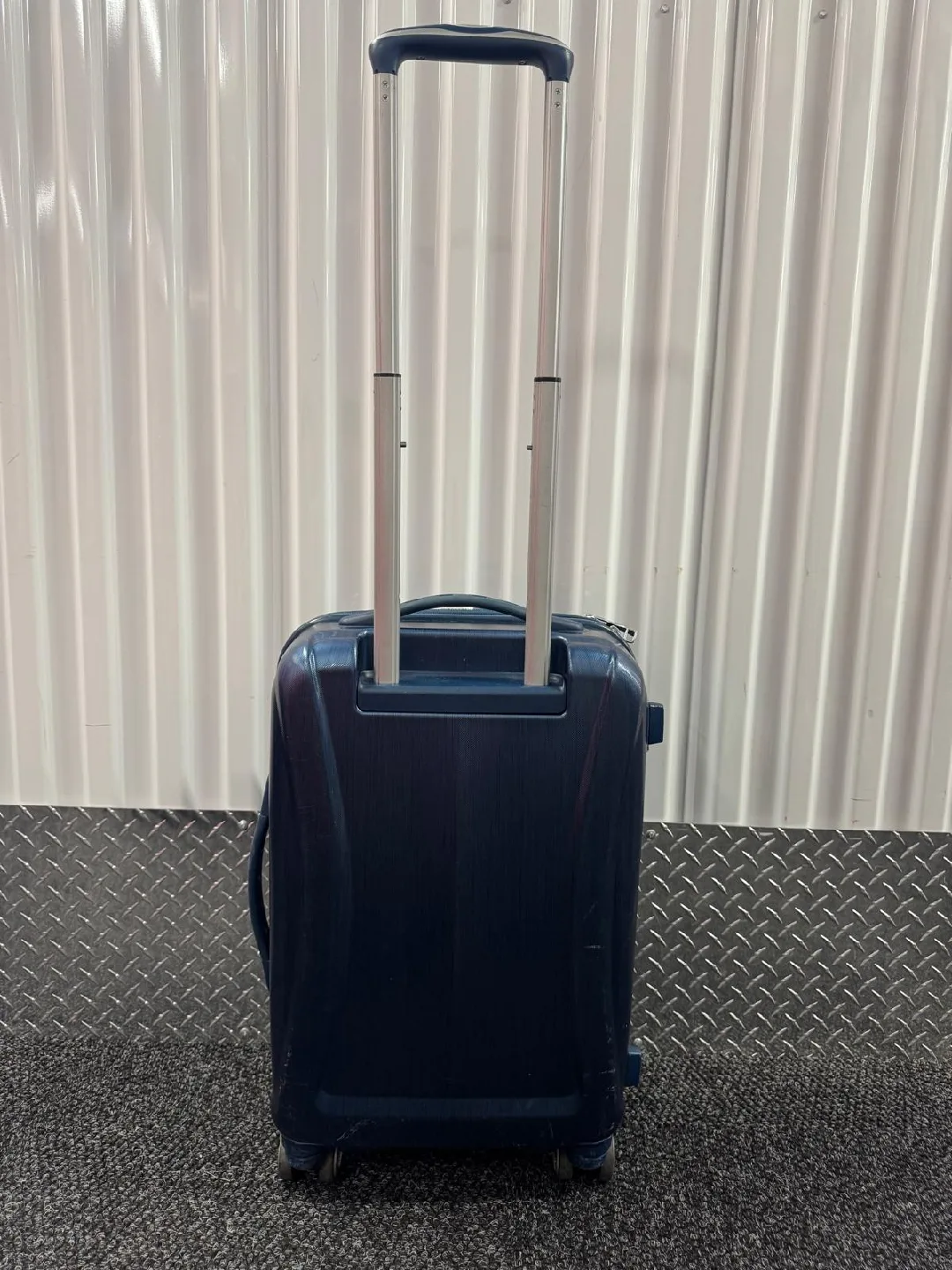 Samsonite Carry-On Spinner Suitcase - Blue image indicator(2)