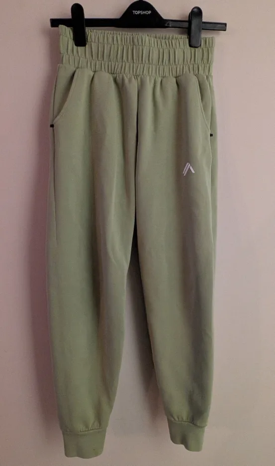 Alphalete Amplify Joggers - Sage Green image indicator(2)
