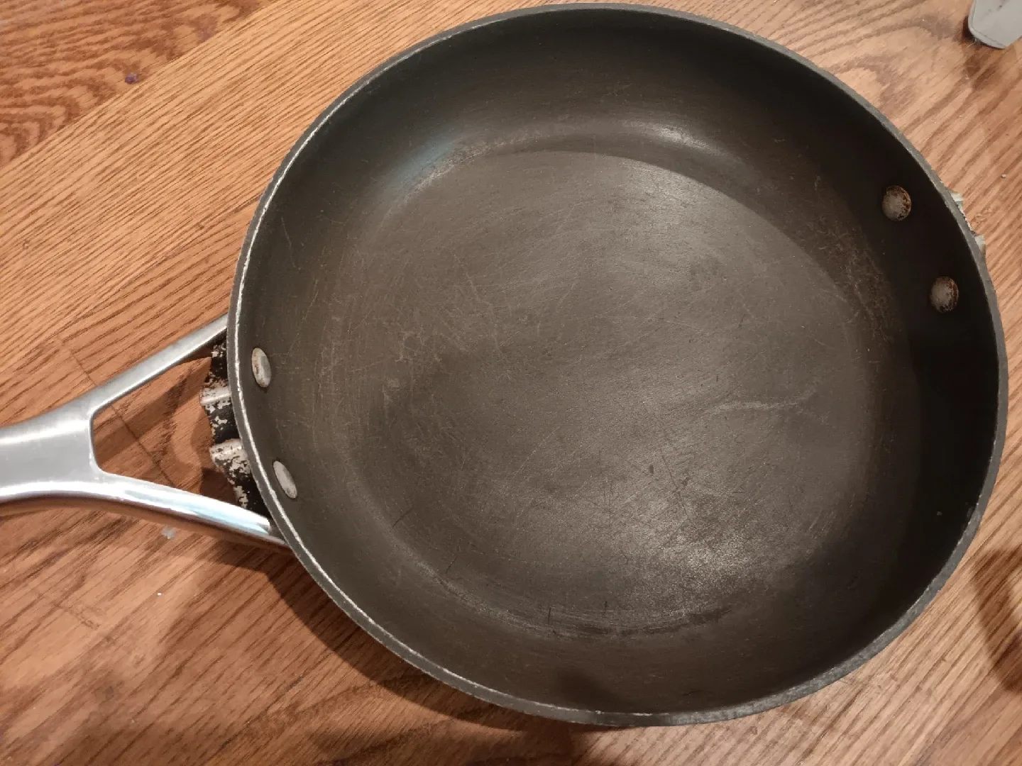 Calphalon Fry Pan with Lid image indicator(2)