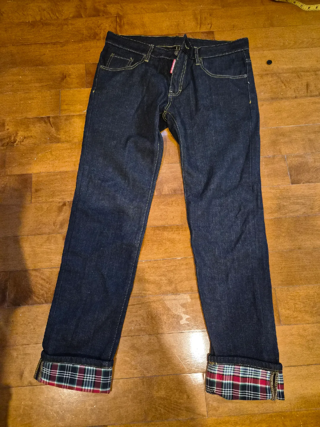 Dsquared2 Jeans - Size 34/35 image indicator(2)