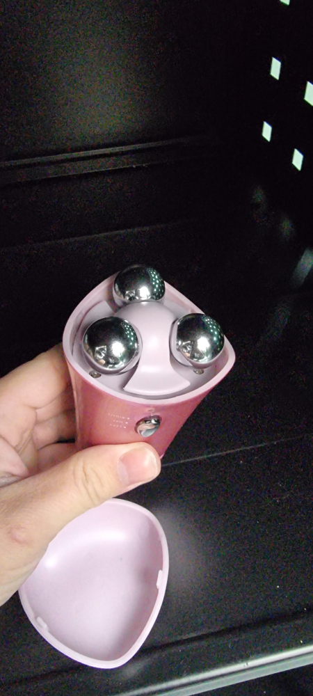 NEED TO GO!!! INBEAUTE Roller Massager