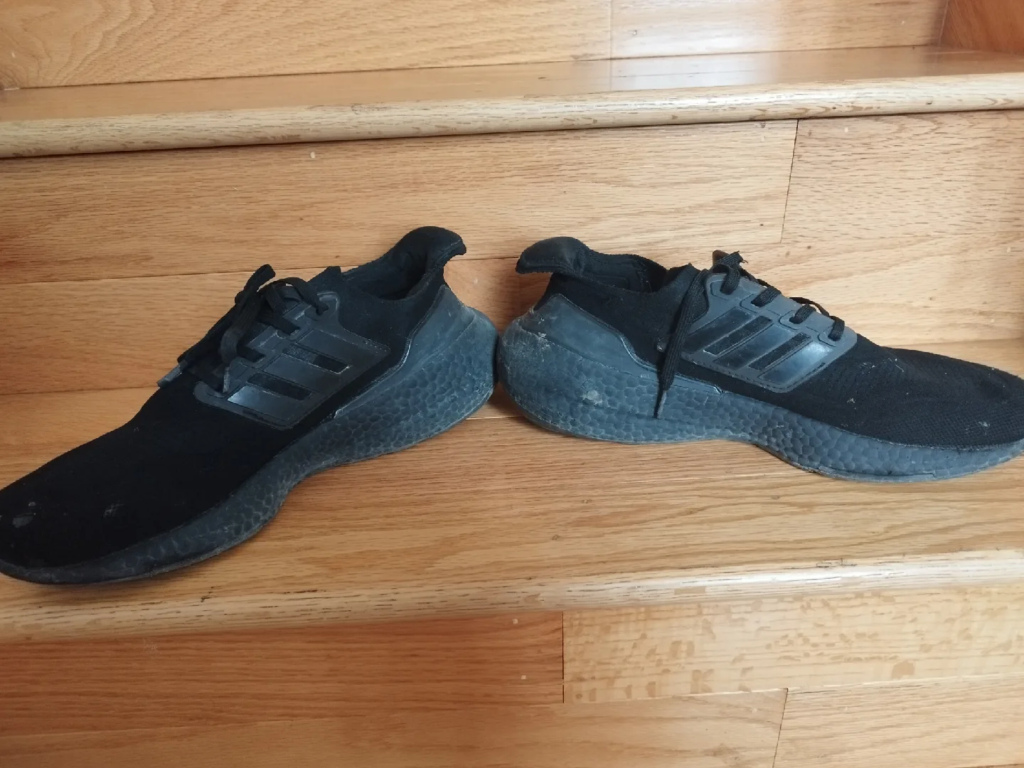 Adidas Ultra Boost Black Running Shoes image indicator(2)