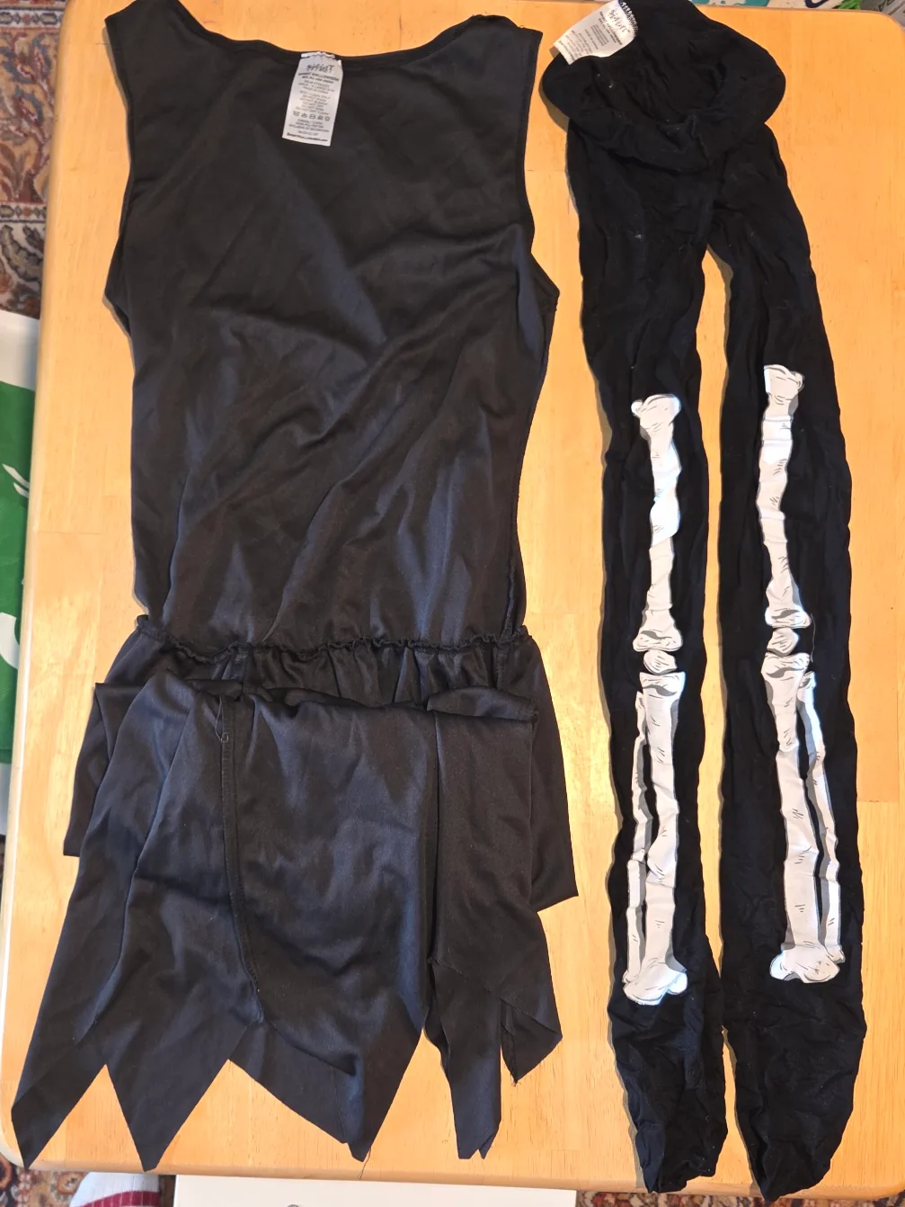 Girls Grim Reaper Costume Size 8-10 thumbnail