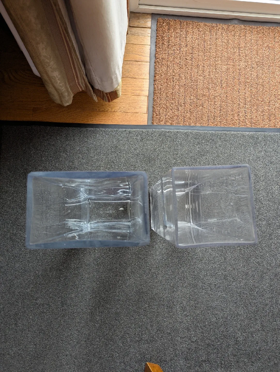 Glass Vases for Sale image indicator(3)