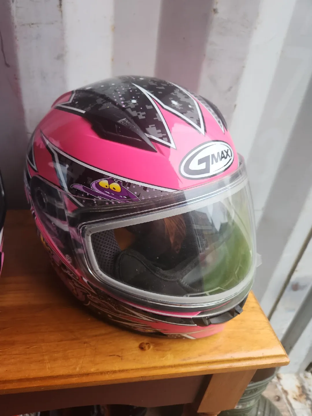 GMAX & FXR Snowmobile Helmets image indicator(2)