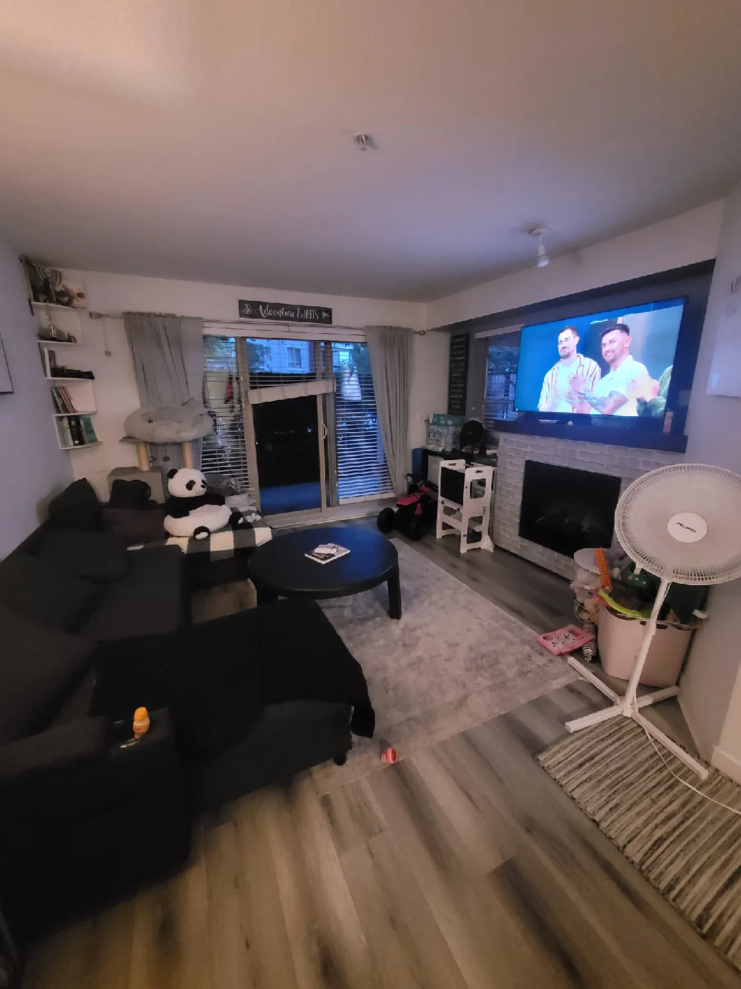 1 bed 1 bath rental image indicator(2)