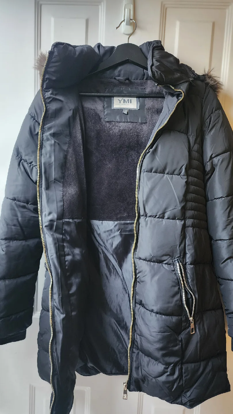 YMI Black Puffer Coat image indicator(2)