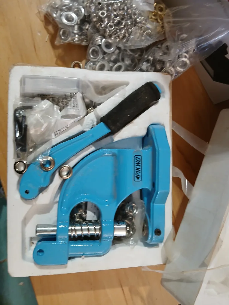 PIKWO Grommet Machine with Grommets thumbnail