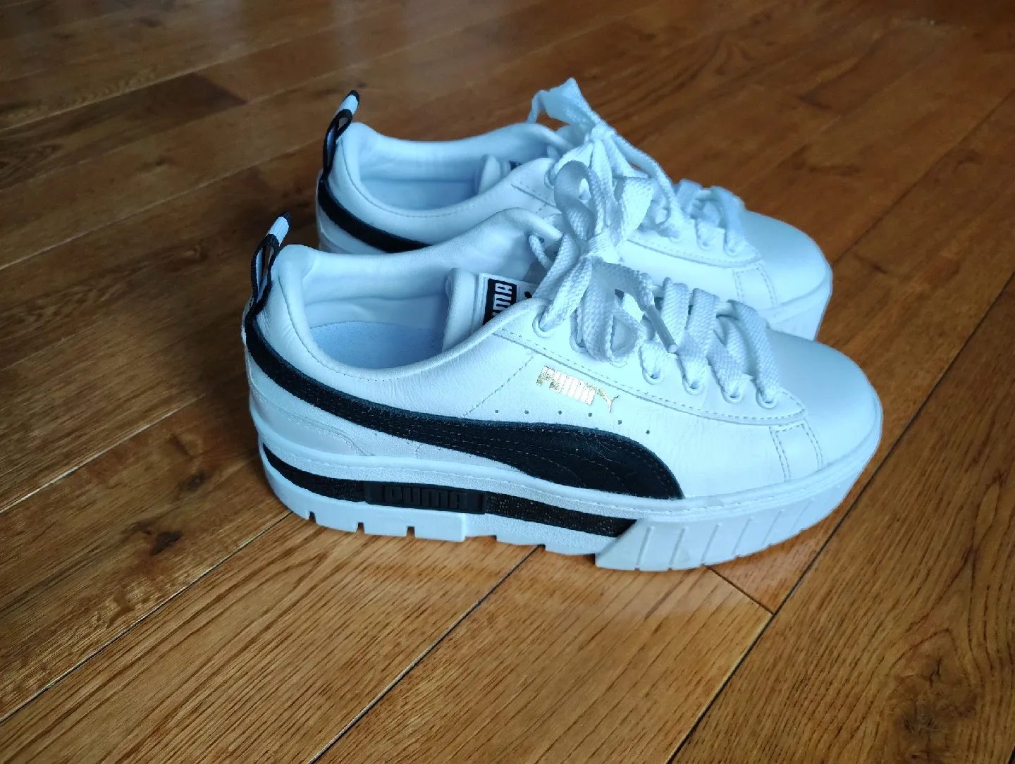 Puma Mayze Leather Women's Shoes - White image indicator(3)