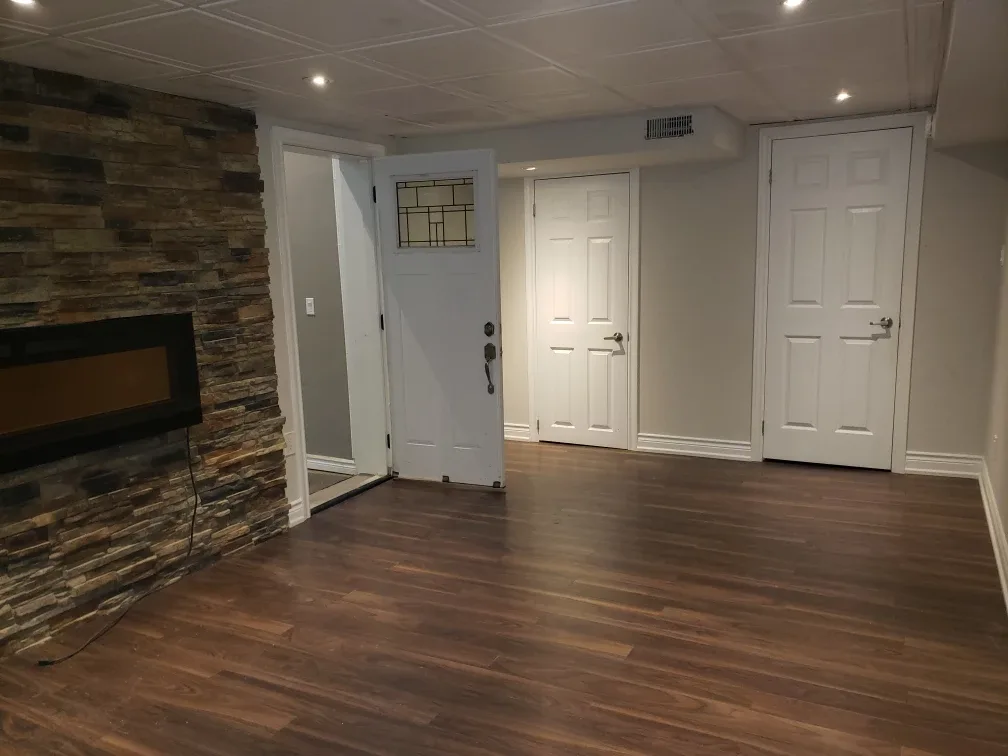 One Bedroom Apartment For Rent image indicator(8)